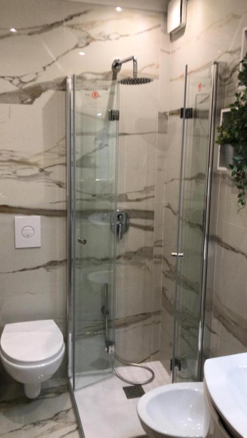 Апартаменты Calefati House Possibilita Self Check In Dopo Le 22 Бари Экстерьер фото