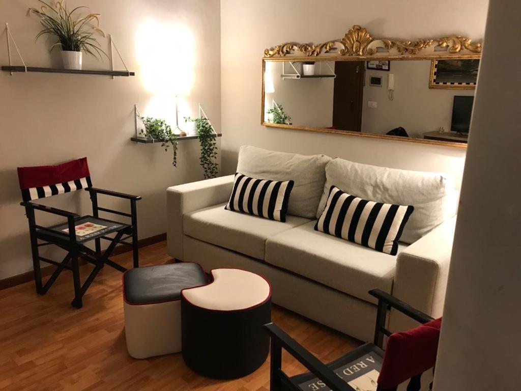Апартаменты Calefati House Possibilita Self Check In Dopo Le 22 Бари Экстерьер фото